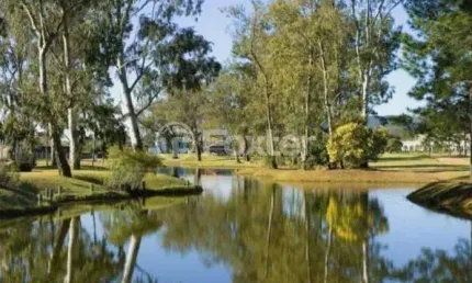 Terreno em condomínio fechado à venda na Avenida Juca Batista, 8000, Belém Novo, Porto Alegre, 1012 m2 por R$ 500.000