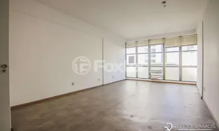 Sala comercial com 1 sala à venda na praça dom feliciano, 78, centro histórico, porto alegre, 35 m2 por r$ 185.000