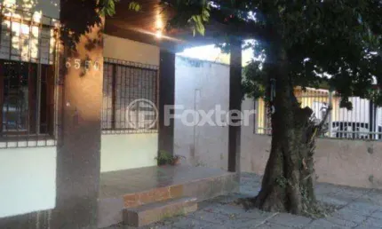 Casa com 3 quartos à venda na Avenida da Cavalhada, 6550, Cavalhada, Porto Alegre, 117 m2 por R$ 640.000