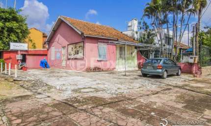 Terreno à venda na Avenida Assis Brasil, 1125, Passo da Areia, Porto Alegre, 397 m2 por R$ 800.000