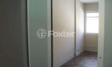 Sala comercial com 2 salas à venda na Rua Uruguai, 335, Centro Histórico, Porto Alegre, 25 m2 por R$ 180.000