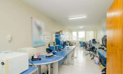 Sala comercial com 1 sala à venda na Avenida Cristóvão Colombo, 1023, Floresta, Porto Alegre, 52 m2 por R$ 160.000