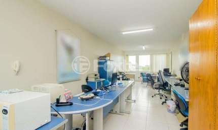 Sala comercial com 1 sala à venda na Avenida Cristóvão Colombo, 1023, Floresta, Porto Alegre, 52 m2 por R$ 160.000