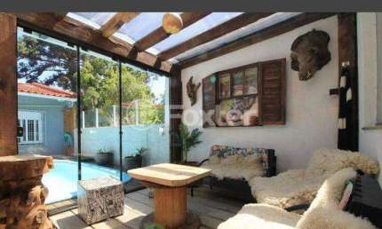 Casa com 3 quartos à venda na Rua Monteverdi, 53, São Sebastião, Porto Alegre, 169 m2 por R$ 1.050.000