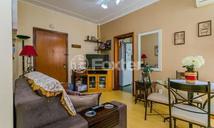 Apartamento com 2 quartos à venda na Rua Teixeira de Freitas, 41, Santo Antônio, Porto Alegre, 56 m2 por R$ 250.000