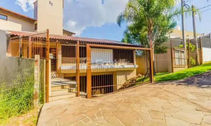 Casa comercial com 4 salas à venda na Rua Luiz Voelcker, 835, Três Figueiras, Porto Alegre, 449 m2 por R$ 3.980.000