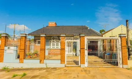 Casa com 4 quartos à venda na Rua Doutor Paulino Guerra, 505, Jardim Itu Sabará, Porto Alegre, 168 m2 por R$ 650.000