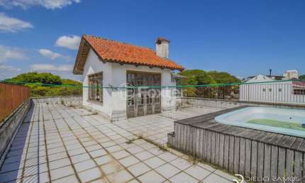 Casa com 4 quartos à venda na Travessa Tibagi, 05, São Sebastião, Porto Alegre, 455 m2 por R$ 970.000