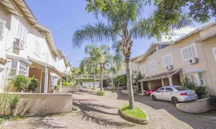 Casa em condomínio fechado com 3 quartos à venda na Rua Banco Inglês, 407, Santa Tereza, Porto Alegre, 107 m2 por R$ 313.500