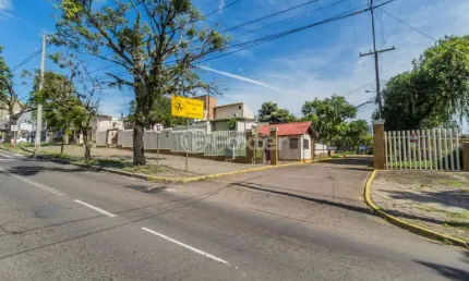 Casa em condomínio fechado com 3 quartos à venda na Rua Doutor Campos Velho, 1245, Cristal, Porto Alegre, 65 m2 por R$ 460.000
