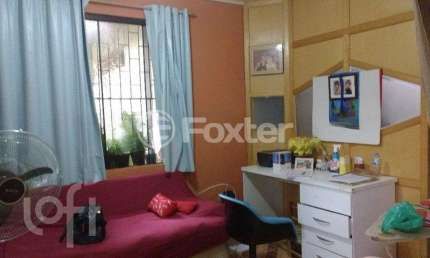 Casa com 3 quartos à venda na Rua Jarbas Siqueira Pereira, 205, Jardim Carvalho, Porto Alegre, 170 m2 por R$ 350.000
