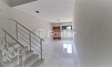 Casa com 2 quartos à venda na Rua Sete Mil E Duzentos, 34, Hípica, Porto Alegre, 108 m2 por R$ 435.000