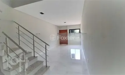 Casa com 2 quartos à venda na Rua Sete Mil E Duzentos, 34, Hípica, Porto Alegre, 108 m2 por R$ 435.000