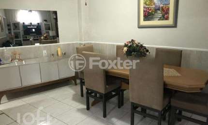 Casa com 5 quartos à venda na Rua Santo Alfredo, 57, Vila São José, Porto Alegre, 260 m2 por R$ 630.000