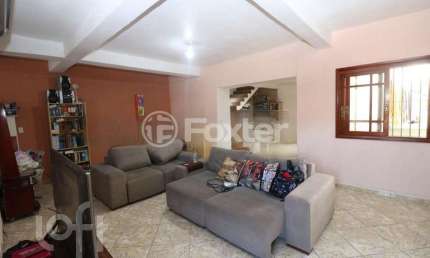 Casa com 4 quartos à venda na Rua Bernardo Guimarães, 107, Partenon, Porto Alegre, 282 m2 por R$ 640.000