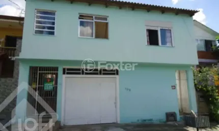 Casa com 2 quartos à venda na Rua Eduardo Gerhardt, 105, Jardim Carvalho, Porto Alegre, 260 m2 por R$ 330.000
