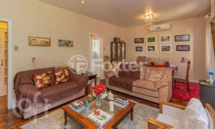 Casa com 4 quartos à venda na Rua Carlos Legori, 32, Passo da Areia, Porto Alegre, 220 m2 por R$ 1.250.000
