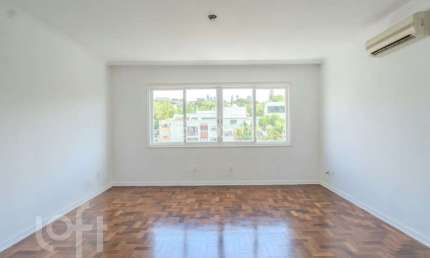 Apartamento com 3 quartos à venda na Rua Miguel Couto, 420, Menino Deus, Porto Alegre, 126 m2 por R$ 488.000