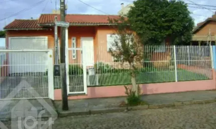 Casa com 3 quartos à venda na Rua Dom Jaime de Barros Câmara, 757, Sarandi, Porto Alegre, 195 m2 por R$ 750.000