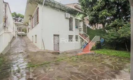 Casa com 4 quartos à venda na Rua Ricalde Marques, 104, Jardim São Pedro, Porto Alegre, 220 m2 por R$ 750.000