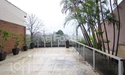 Casa com 3 quartos à venda na Rua Fernando Abbott, 1093, Cristo Redentor, Porto Alegre, 100 m2 por R$ 685.000