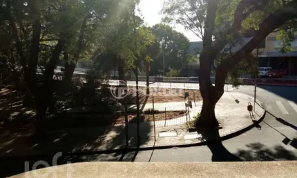 Apartamento com 2 quartos à venda na Praça Conde de Porto Alegre, 47, Centro Histórico, Porto Alegre, 73 m2 por R$ 260.000