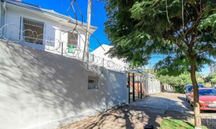 Casa com 2 quartos à venda na Rua João Guimarães, 252, Santa Cecília, Porto Alegre, 213 m2 por R$ 850.000