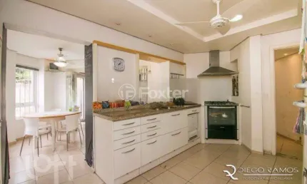 Casa com 4 quartos à venda na Avenida Assis Brasil, 1217, Passo da Areia, Porto Alegre, 430 m2 por R$ 1.800.000