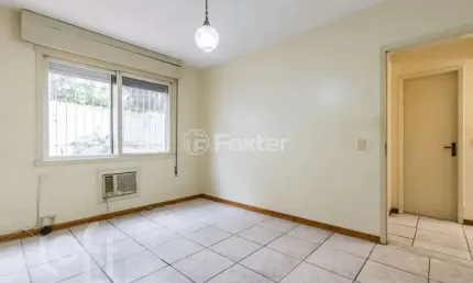 Apartamento com 2 quartos à venda na Rua Itiberê da Cunha, 243, São Sebastião, Porto Alegre, 90 m2 por R$ 290.000