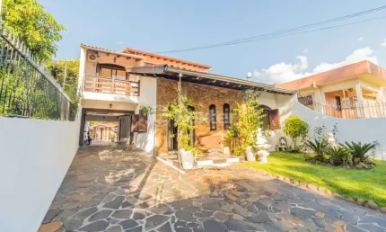 Casa com 3 quartos à venda na Rua Mutual, 67, Morro Santana, Porto Alegre, 240 m2 por R$ 900.000