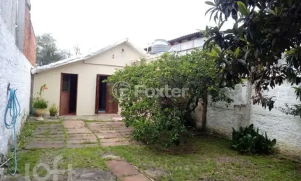 Casa com 3 quartos à venda na rua primeiro de maio, 52, partenon, porto alegre, 366 m2 por r$ 349.000