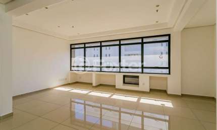 Sala comercial com 1 sala à venda na Rua Fernando Gomes, 128, Moinhos de Vento, Porto Alegre, 36 m2 por R$ 360.000