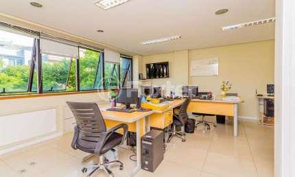 Sala comercial com 4 salas à venda na Avenida Taquara, 98, Petrópolis, Porto Alegre, 153 m2 por R$ 655.500