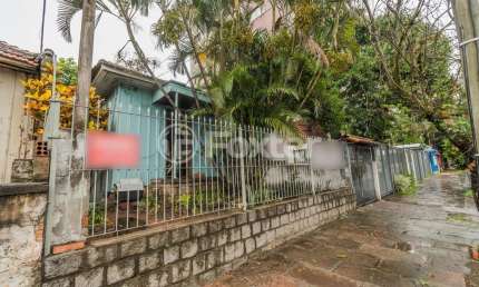 Terreno à venda na Rua Guilherme Klippel, 212, Passo da Areia, Porto Alegre, 300 m2 por R$ 800.000