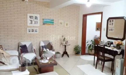Casa com 3 quartos à venda na Rua Florença, 920, Parque Santa Fé, Porto Alegre, 90 m2 por R$ 380.000