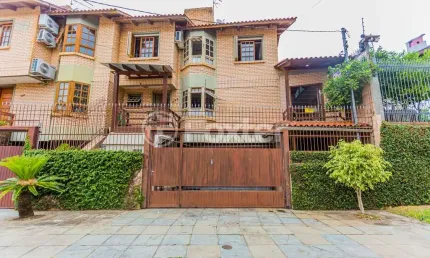 Casa com 2 quartos à venda na Rua Heitor Manganelli, 393, Jardim Itu Sabará, Porto Alegre, 126 m2 por R$ 585.000