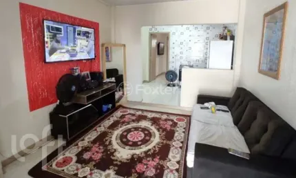 Casa com 3 quartos à venda na Rua Linos Moeller, 51, Parque Primavera, Esteio, 135 m2 por R$ 200.000