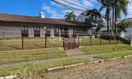 Casa com 4 quartos à venda na Rua Santo Afonso, 315, Padre Reus, São Leopoldo, 670 m2 por R$ 1.693.000