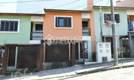 Casa com 3 quartos à venda na Rua Balduino Onzi, 19, Planalto, Caxias do Sul, 105 m2 por R$ 390.000