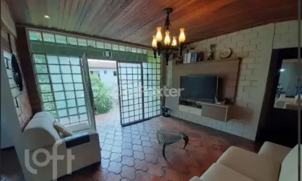 Casa com 6 quartos à venda na Rua Araranguá, 21, São Jorge, Novo Hamburgo, 190 m2 por R$ 599.000