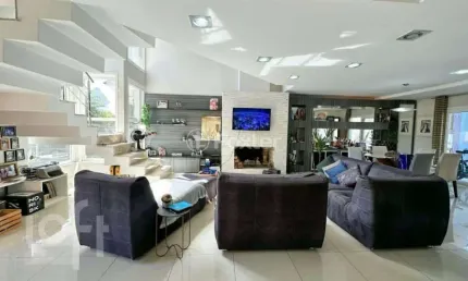 Casa com 3 quartos à venda na Rua Suécia, 221, Marechal Rondon, Canoas, 270 m2 por R$ 1.550.000