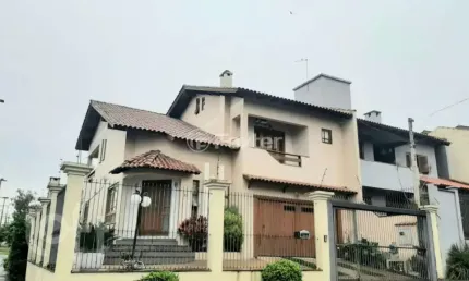 Casa com 3 quartos à venda na Rua Turquia, 18, Marechal Rondon, Canoas, 255 m2 por R$ 1.170.000