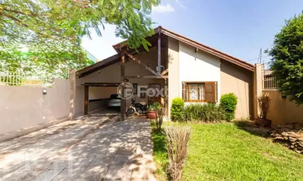 Casa com 3 quartos à venda na Rua Mem de Sá, 529, Nossa Senhora das Graças, Canoas, 204 m2 por R$ 874.000