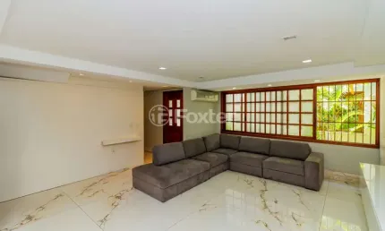 Casa em condomínio fechado com 3 quartos à venda na Alameda Emílio de Menezes, 60, Três Figueiras, Porto Alegre, 271 m2 por R$ 2.000.000