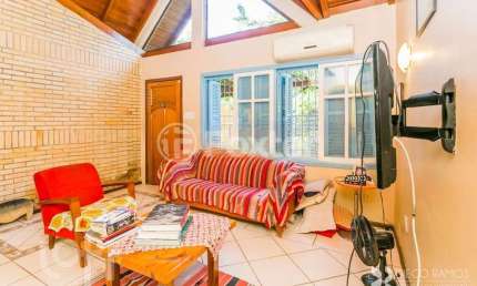Casa com 3 quartos à venda na Avenida Professor Paula Soares, 663, Jardim Itu Sabará, Porto Alegre, 140 m2 por R$ 750.000