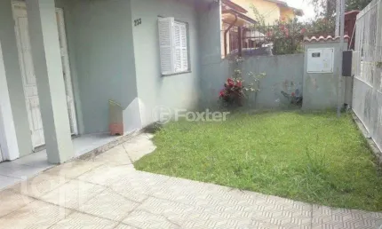 Casa com 3 quartos à venda na Rua Irmão Weibert, 233, Vila João Pessoa, Porto Alegre, 141 m2 por R$ 690.000