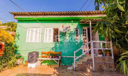 Casa com 1 quarto à venda na Rua Sebastião Wolf, 399, Nonoai, Porto Alegre, 180 m2 por R$ 160.000
