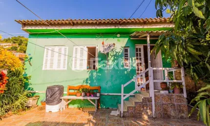 Casa com 1 quarto à venda na Rua Sebastião Wolf, 399, Nonoai, Porto Alegre, 180 m2 por R$ 160.000
