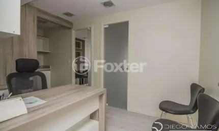 Sala comercial com 1 sala à venda na Rua Washington Luiz, 1010, Centro Histórico, Porto Alegre, 30 m2 por R$ 423.356