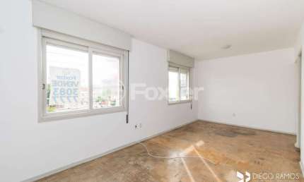 Kitnet / Stúdio à venda na Avenida Ipiranga, 1473, Azenha, Porto Alegre, 32 m2 por R$ 128.606